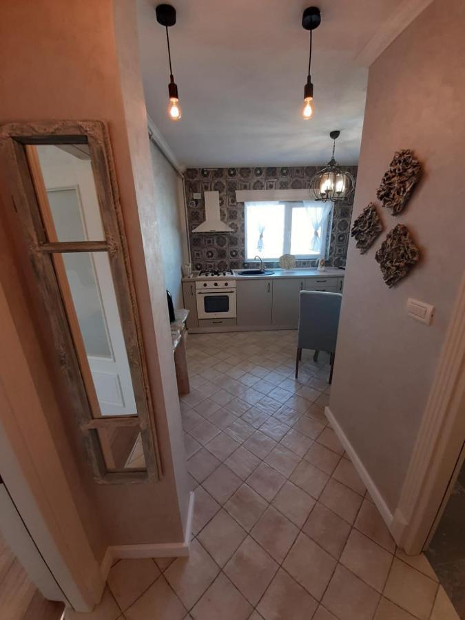 דירות בוזאו Restauro Apartament מראה חיצוני תמונה