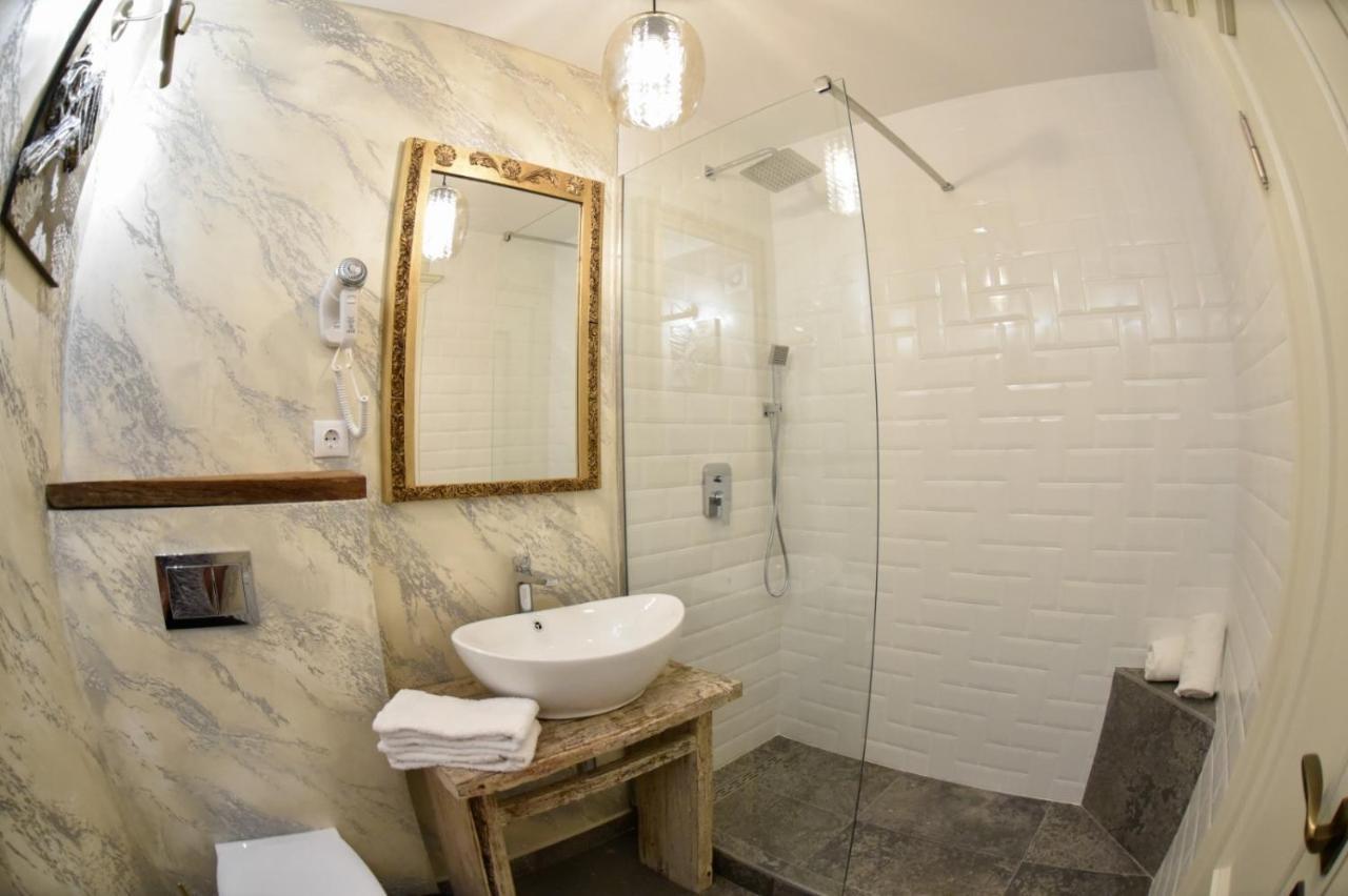 דירות בוזאו Restauro Apartament מראה חיצוני תמונה